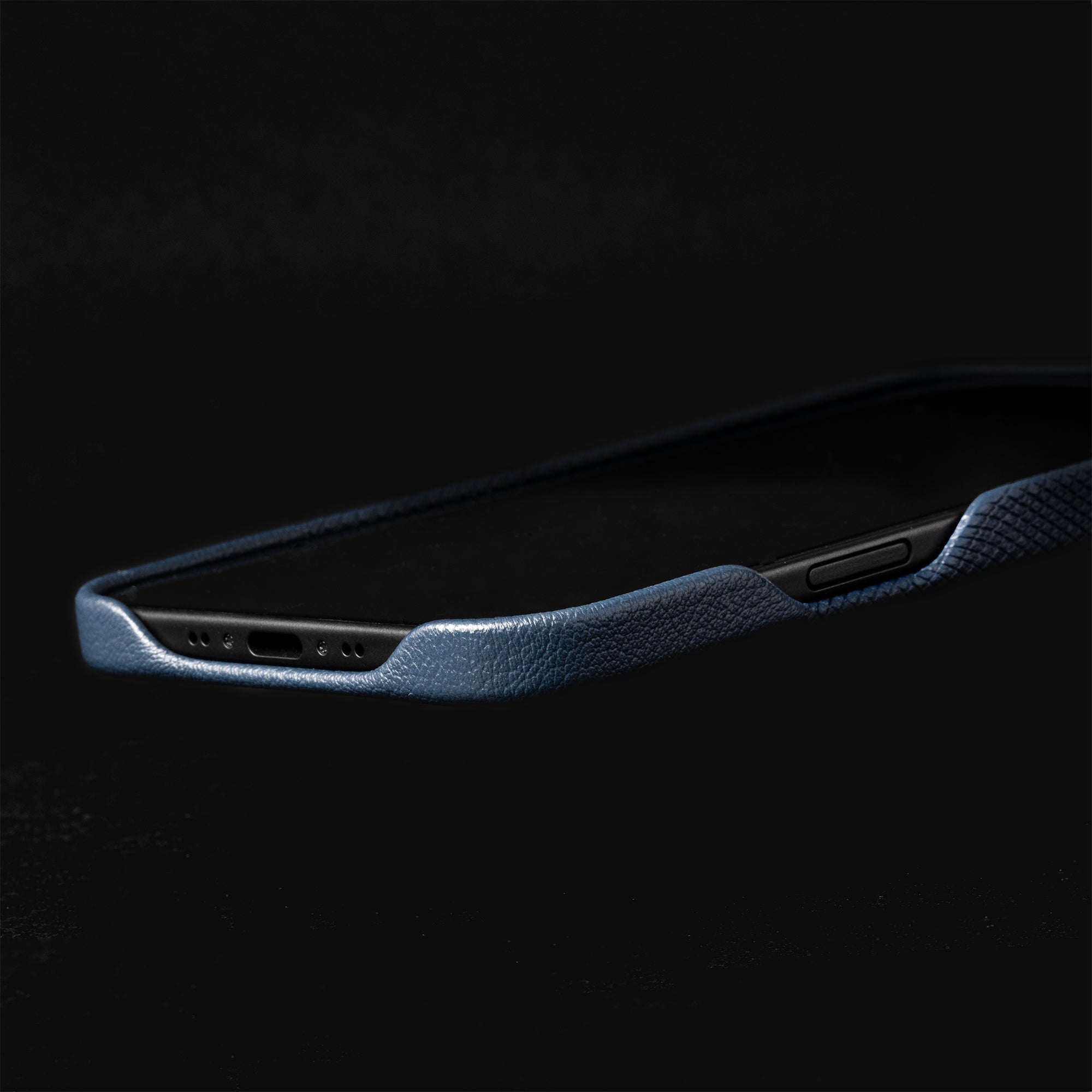 جراب Native Union (Re)Classic Case for iPhone 17 Pro & Pro Max