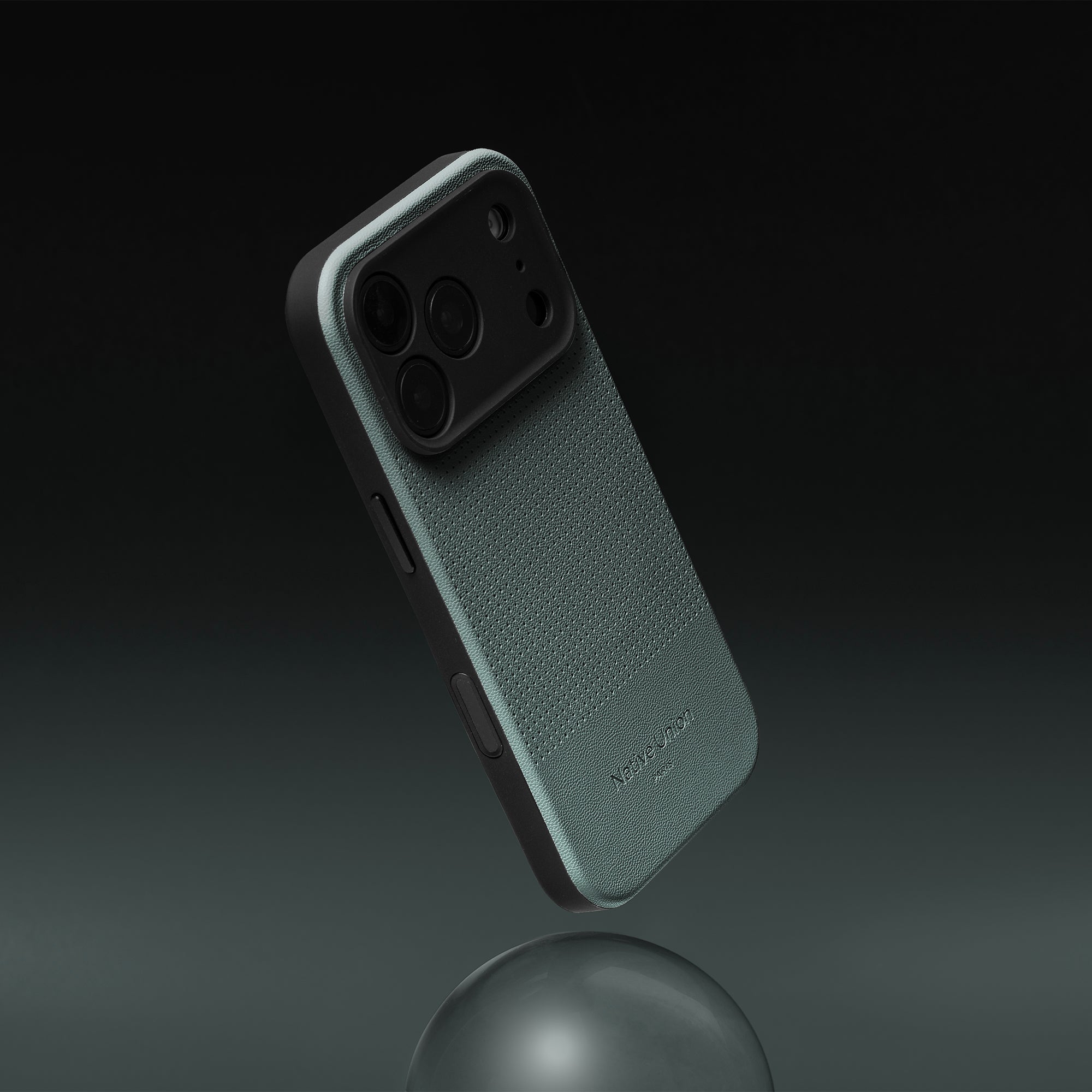 جراب Native Union Active Case for iPhone 17 Pro & Pro Max