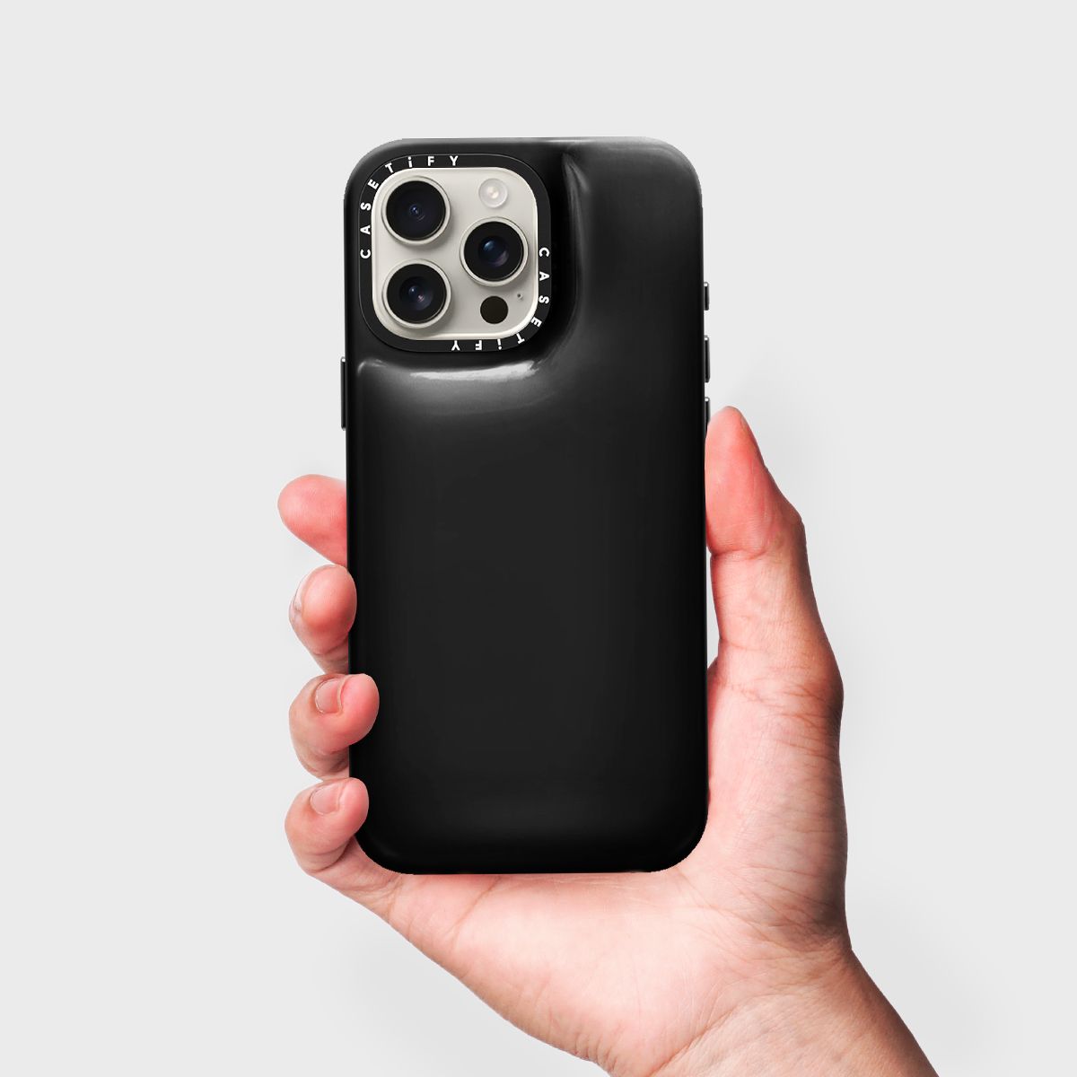 كيس وسادة كاسيتيفاي مع ماغسيف لآيفون 16 برو ماكس