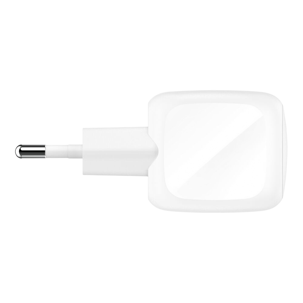 Belkin 45W USB-C wall charger EU plug lifestyle