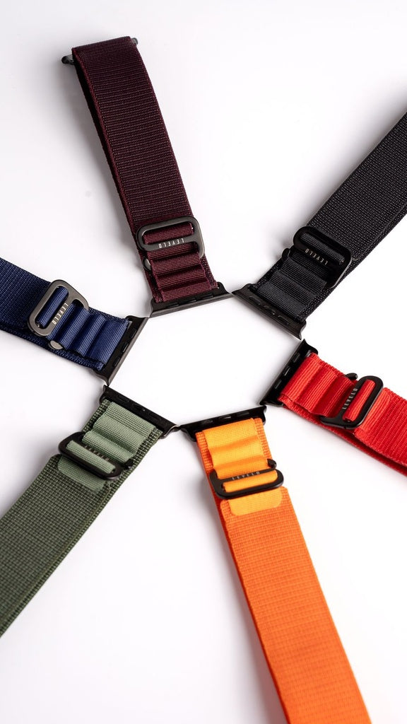 حزام Levelo Ace Loop من النايلون لساعة Apple Watch مقاس 49 ملم / 46 ملم / 45 ملم