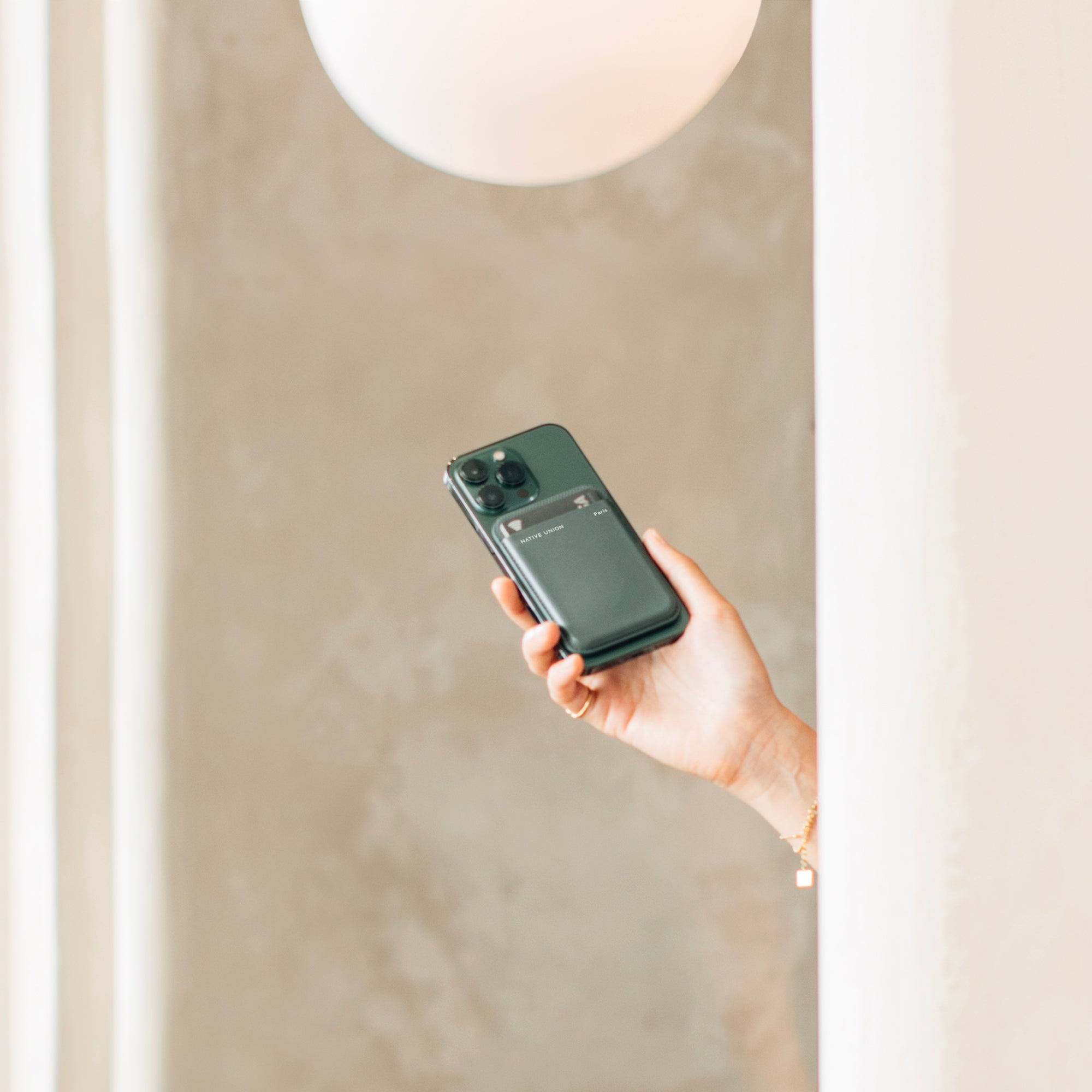 Native Union (Re)Classic MagSafe Wallet