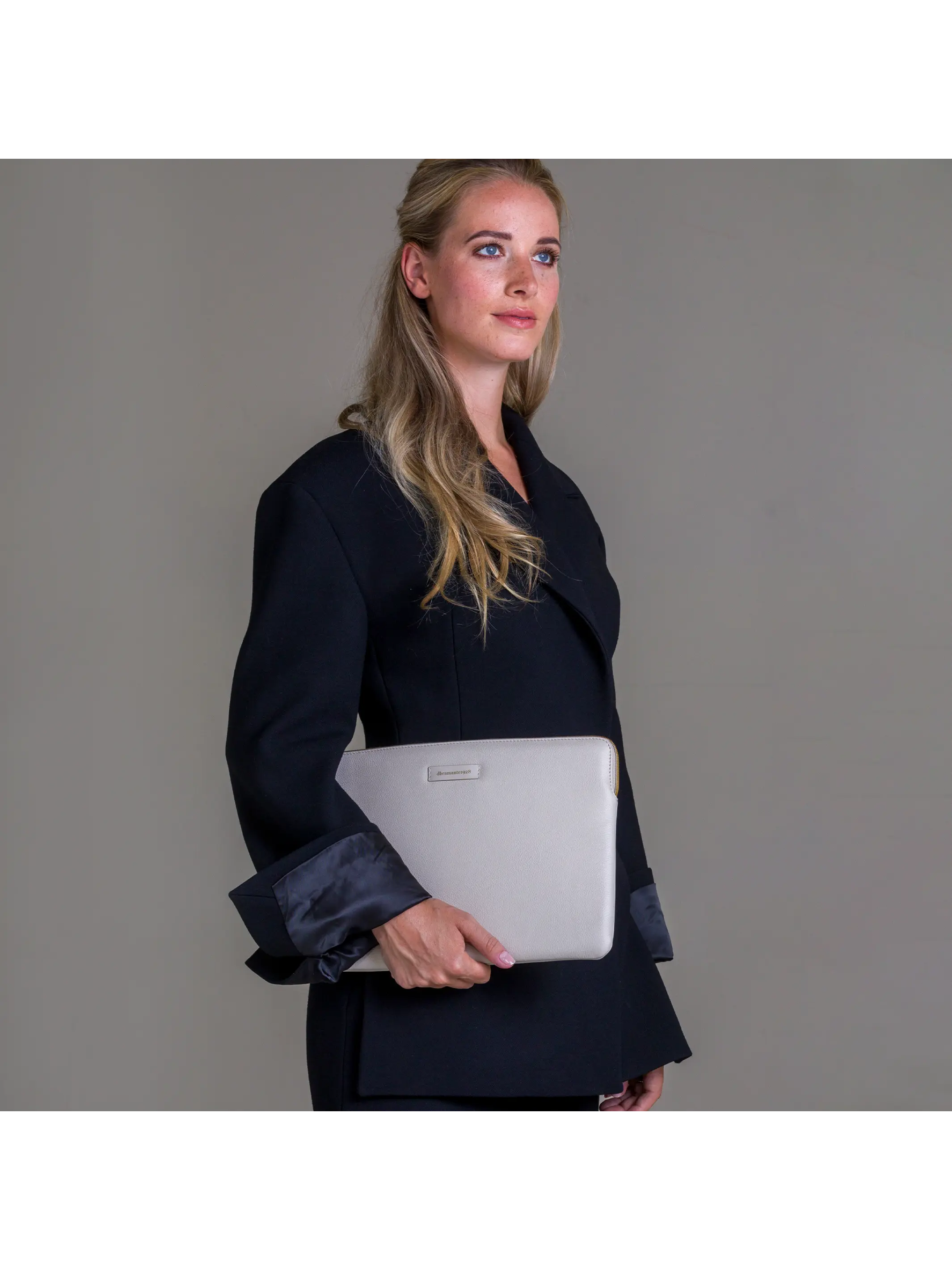 دبرامانتي 1928 غلاف باريس لماك بوك إير 13" / ماك بوك برو 13"