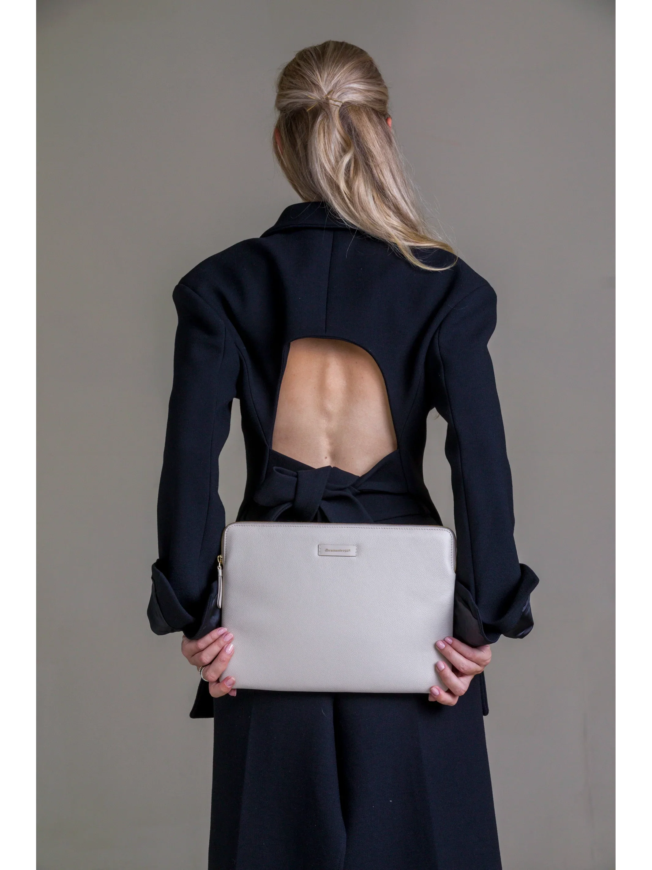 دبرامانتي 1928 غلاف باريس لماك بوك إير 13" / ماك بوك برو 13"