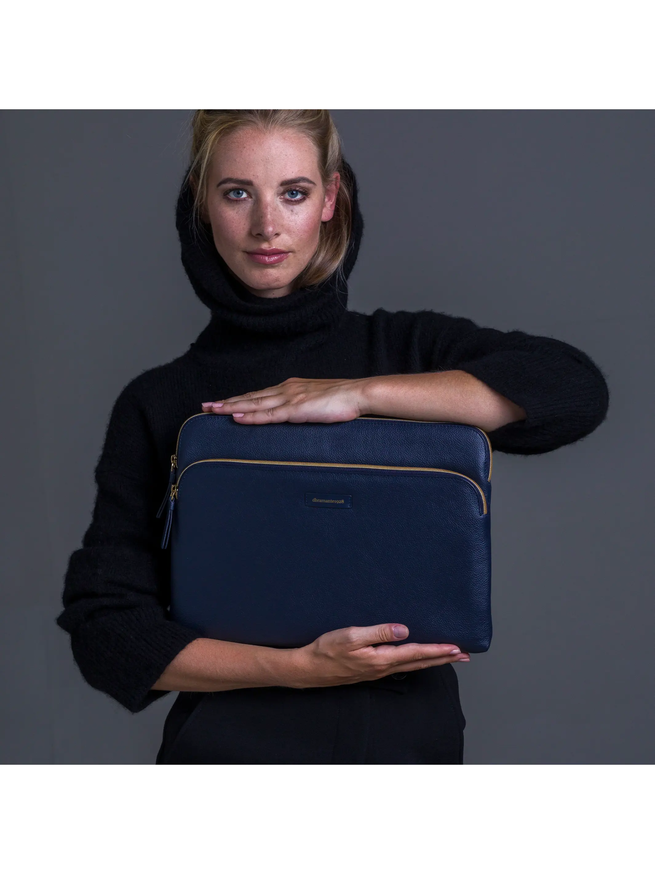 دبرامانتي 1928 باريس بلس سليف لماك بوك برو 14"