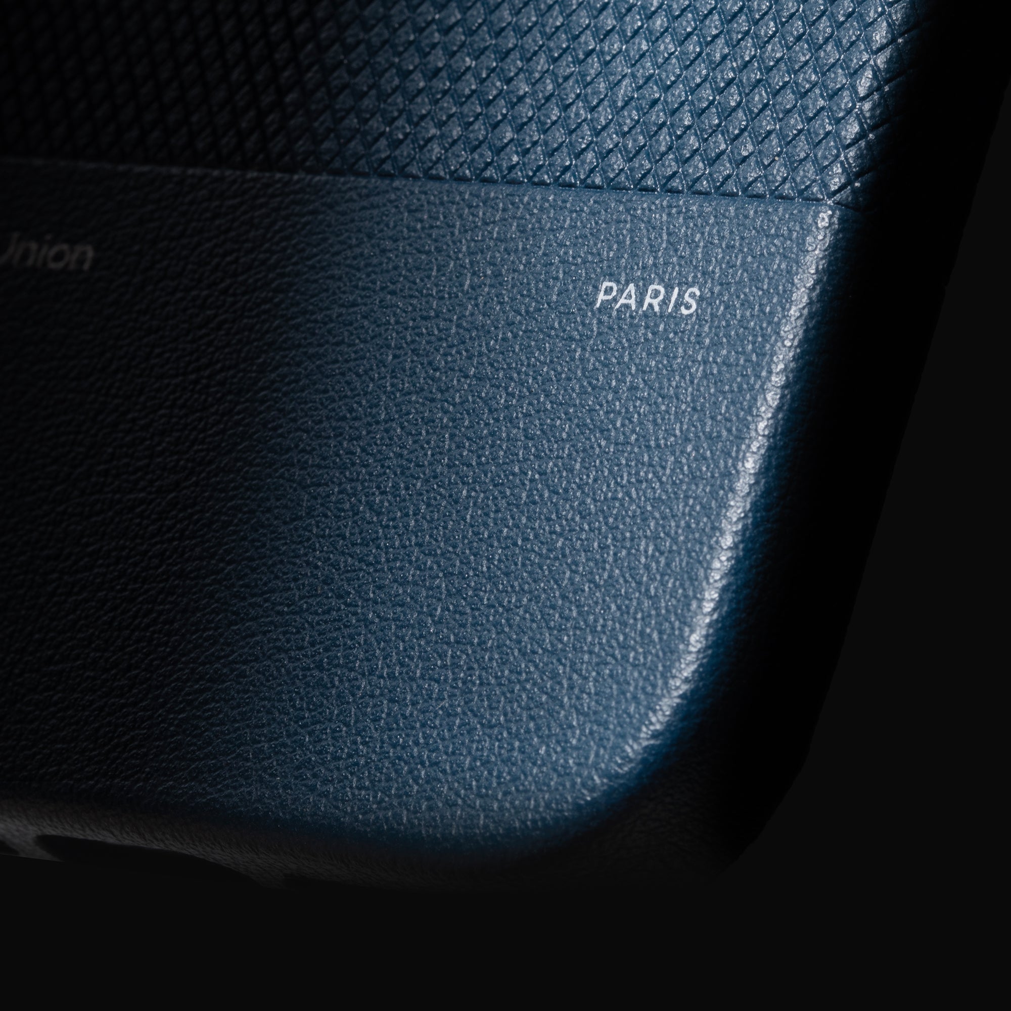 جراب Native Union (Re)Classic Case for iPhone 17 Pro & Pro Max