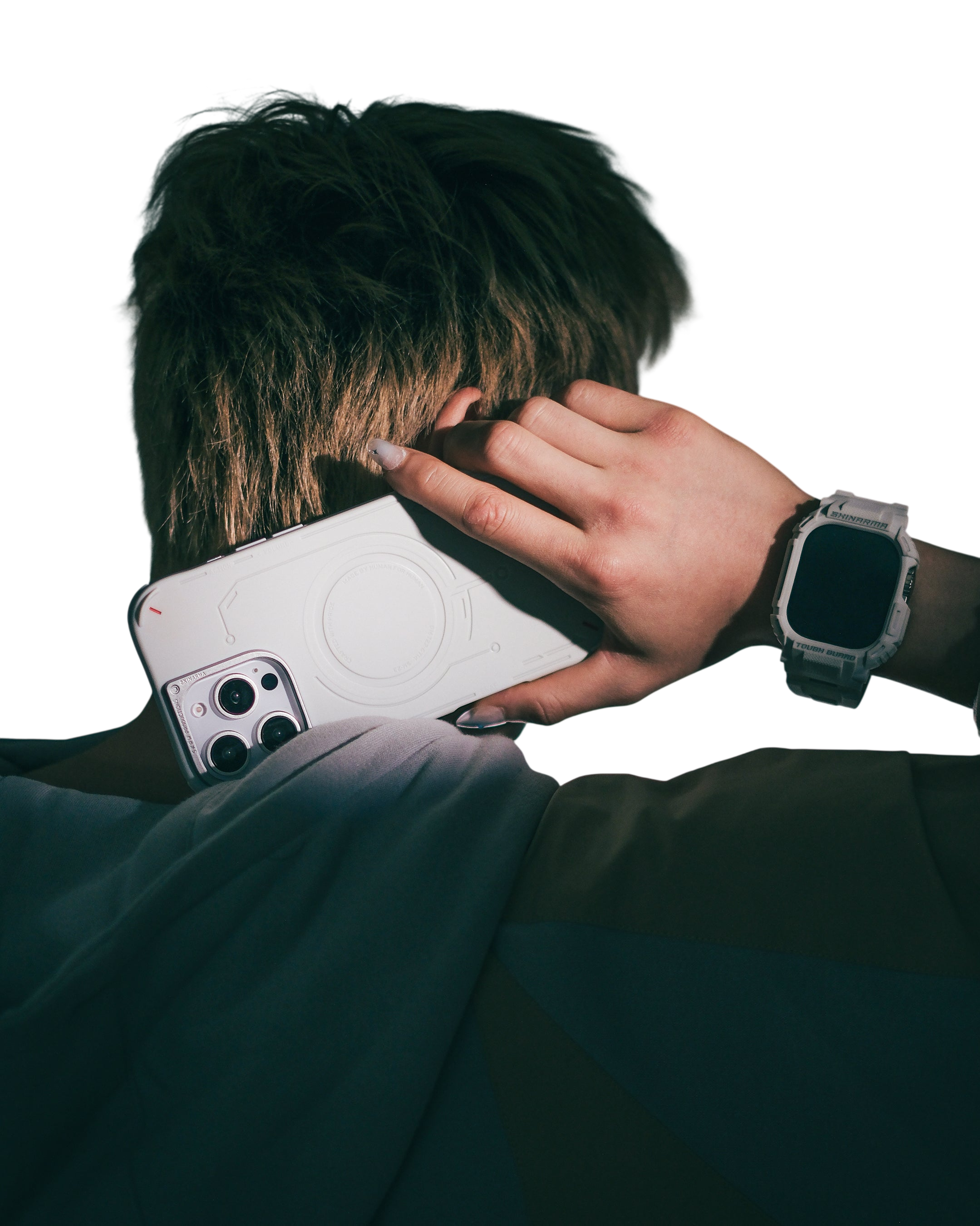 غلاف شحن مغناطيسي MECHA من سكينارما لهاتف آيفون 16 برو ماكس