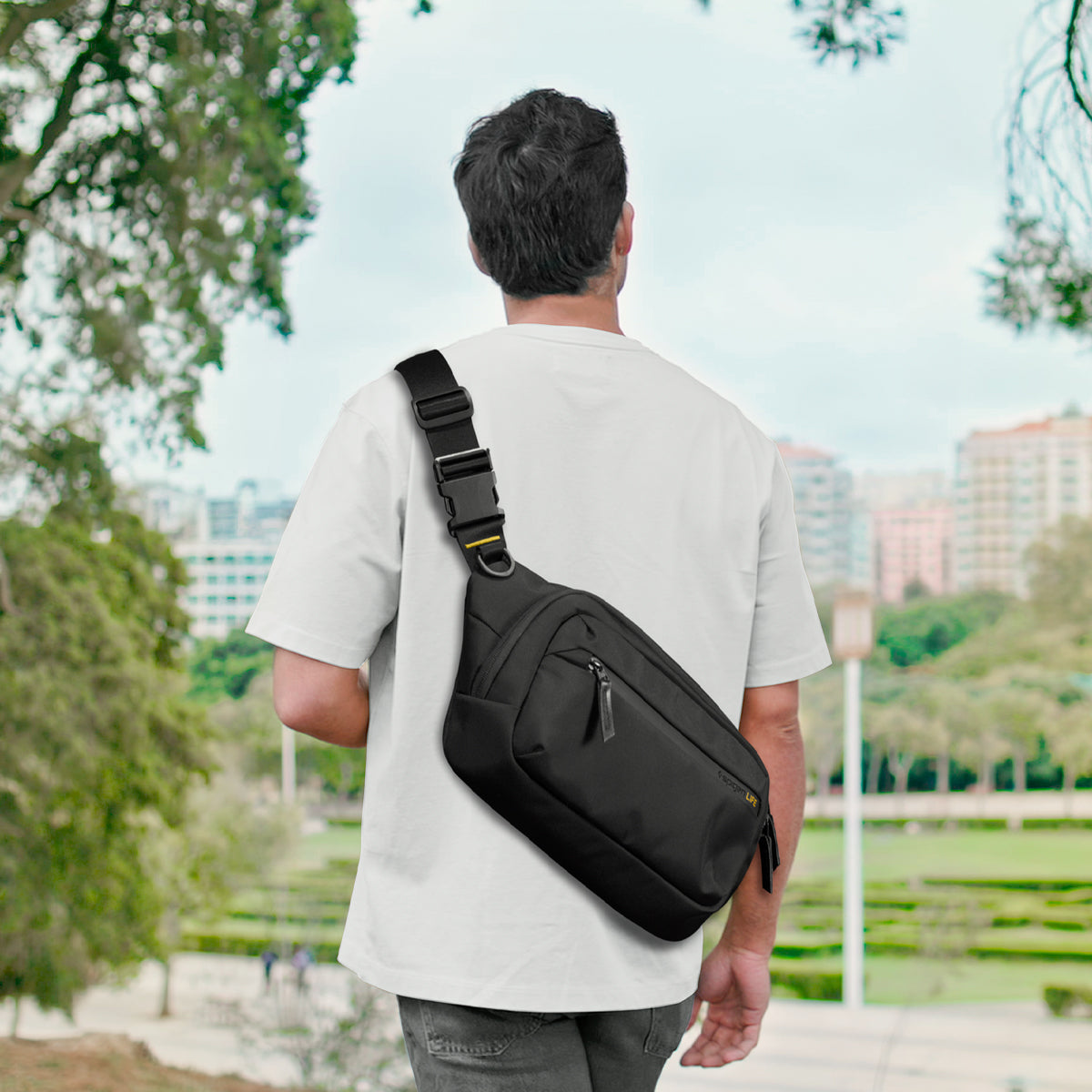 Spigen Sling Bag | KD410