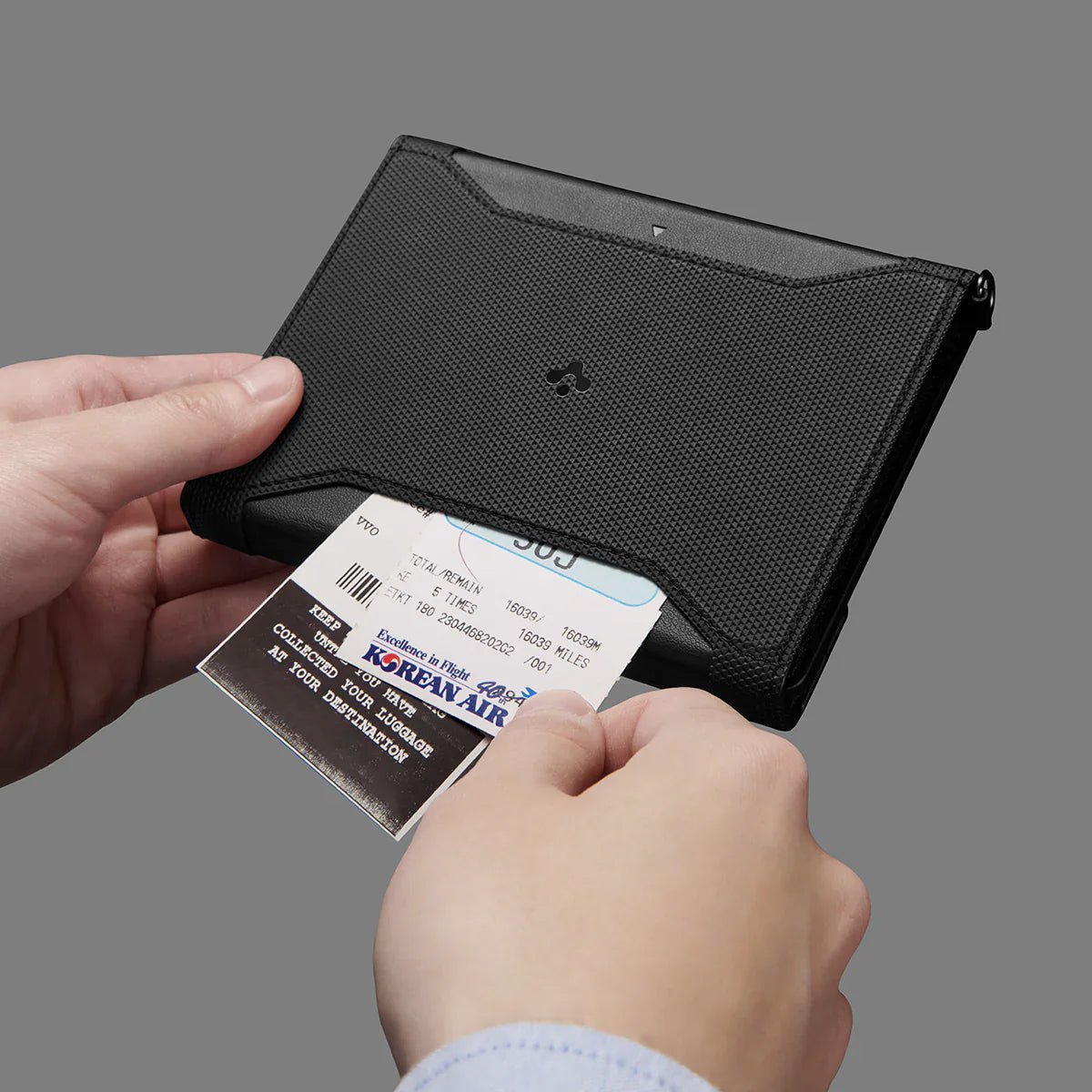 حامل بطاقة سبجن باسبور