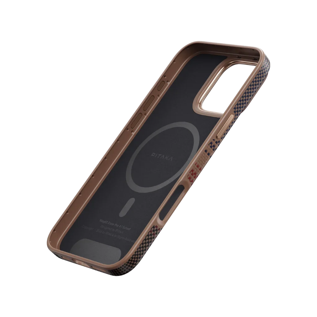 حافظة الحماية من الدرجة العسكرية Pitaka لهاتف iPhone 16 Pro