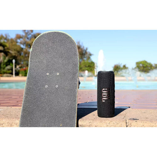 JBL FLIP 6 مع ضمان لمدة سنة