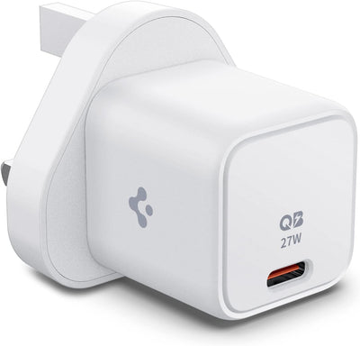 حزمة سبجن آيفون 15 (حامي الشاشة + غلاف كريستال فليكس الشفاف + شاحن الحائط سبجن 27 واط آرك ستيشن 27 واط)