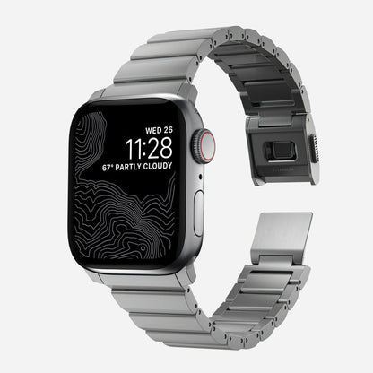 حزام تيتانيوم من نوماد ناتشورال هاردوير لساعات أبل 49mm / 46mm