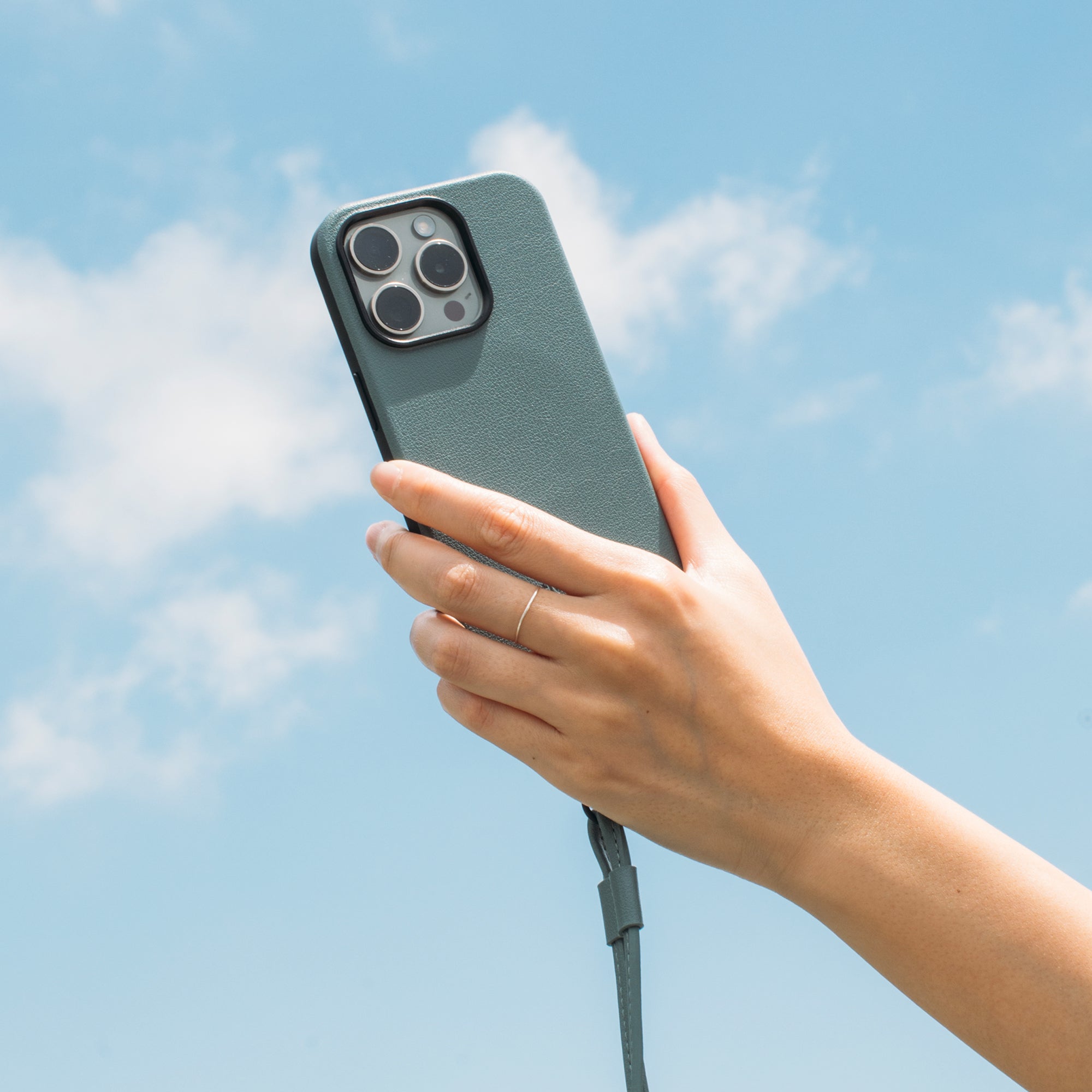 Native Union (Re)Classic Sling