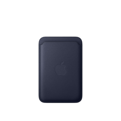 محفظة Apple iPhone FineWoven مع MagSafe
