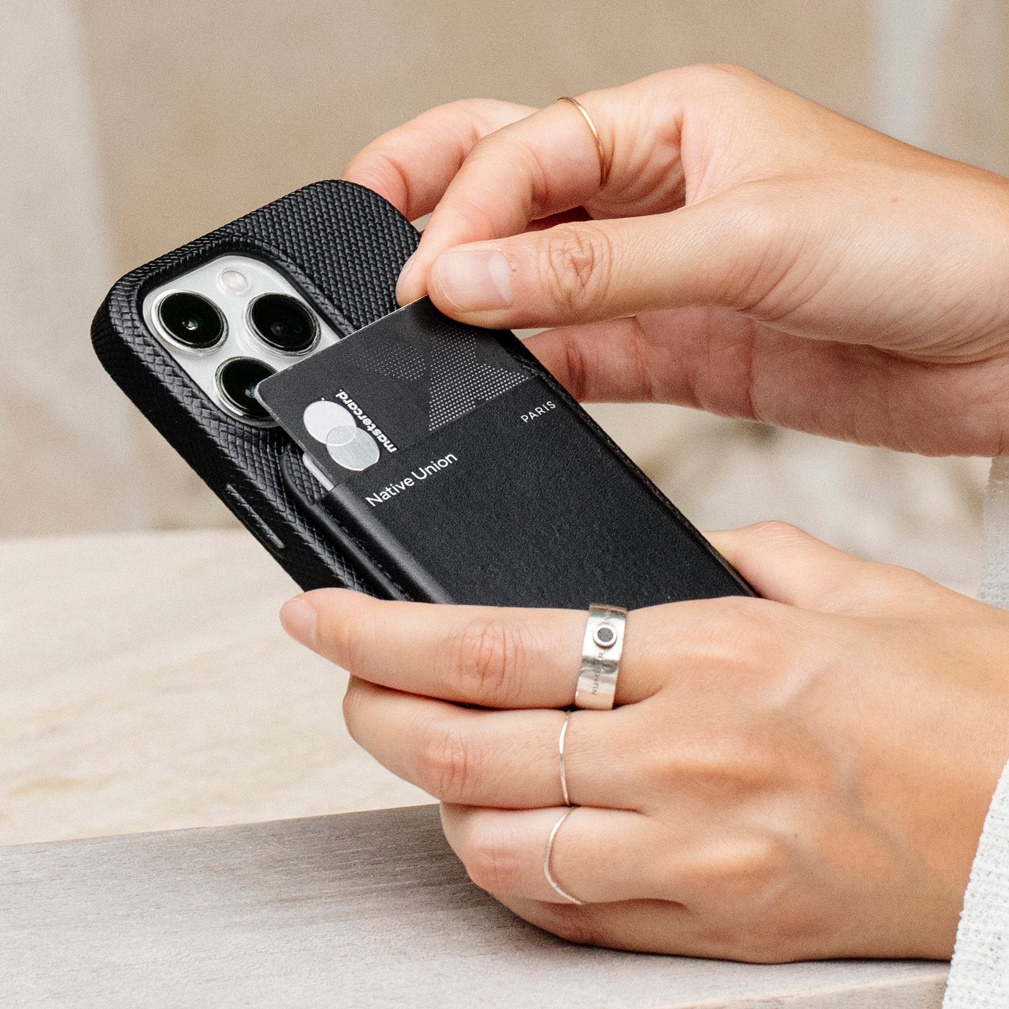 Native Union (Re)Classic MagSafe Wallet