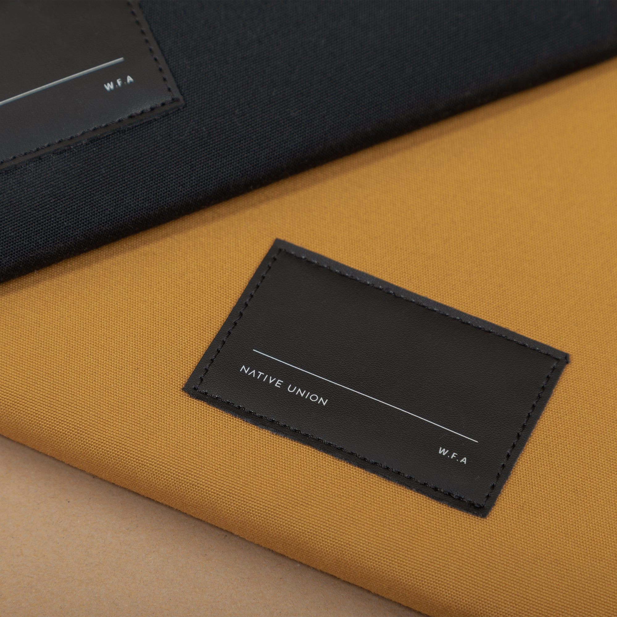 غطاء Native Union W.F.A لجهاز MacBook Air 13"