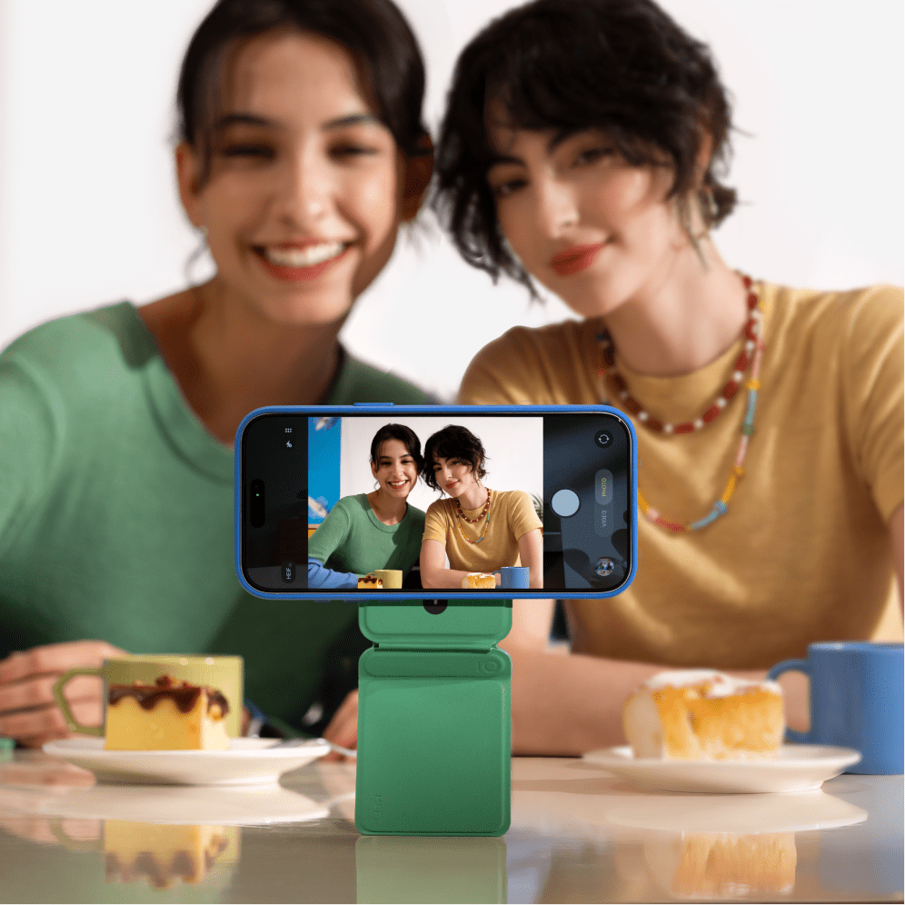 Moft Snap Phone Tripod Stand MOVAS™ - MagSafe Compatible