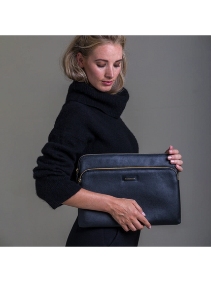 دبرامانتي 1928 باريس بلس سليف لماك بوك برو 14"