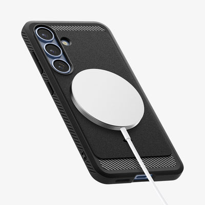 حافظة Spigen Rugged Armor (MagFit) لهاتف Samsung Galaxy S25 Ultra