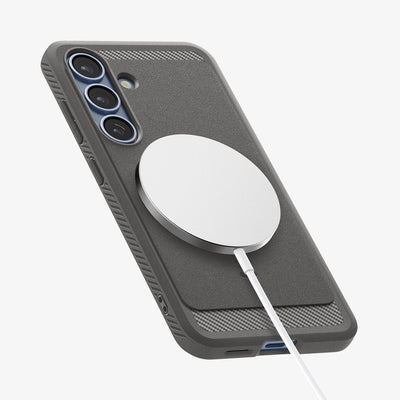 حافظة Spigen Rugged Armor (MagFit) لهاتف Samsung Galaxy S25 Ultra