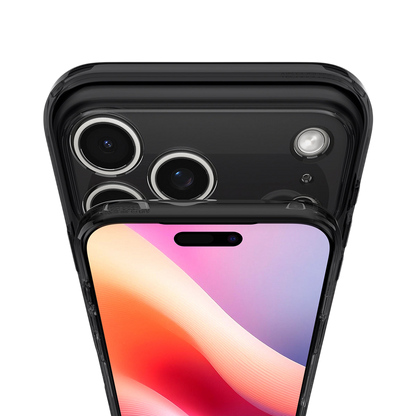 غلاف سبجن ألترا هايبرد زيرو وان (ماج فيت) لآيفون 17 برو ماكس