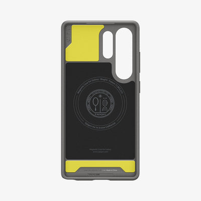 حافظة Spigen Rugged Armor (MagFit) لهاتف Samsung Galaxy S25 Ultra