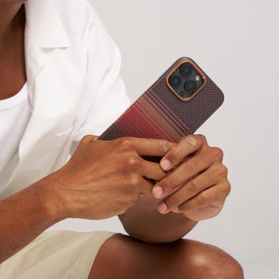 حافظة حماية عسكرية من بيتاكا لجهاز آيفون 16 برو