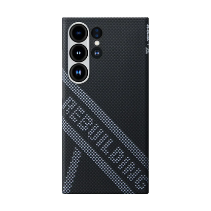 غلاف بيتاكا ريتروس المنسوج اللمسي لهاتف آيفون 16 برو