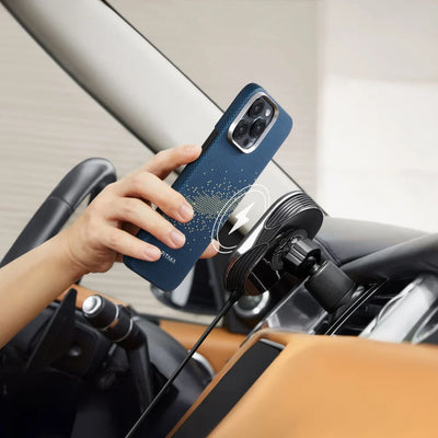 غلاف بيتاكا ستار بيك المنسوج اللمسي لآيفون 16 برو